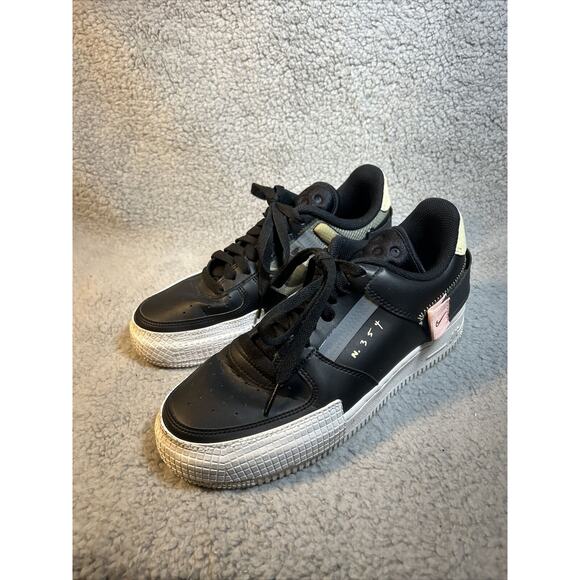 Nike Air Force 1 Low Sneakers Mens Size 7.5 AF1 Black Pink C10054-001 main image 4
